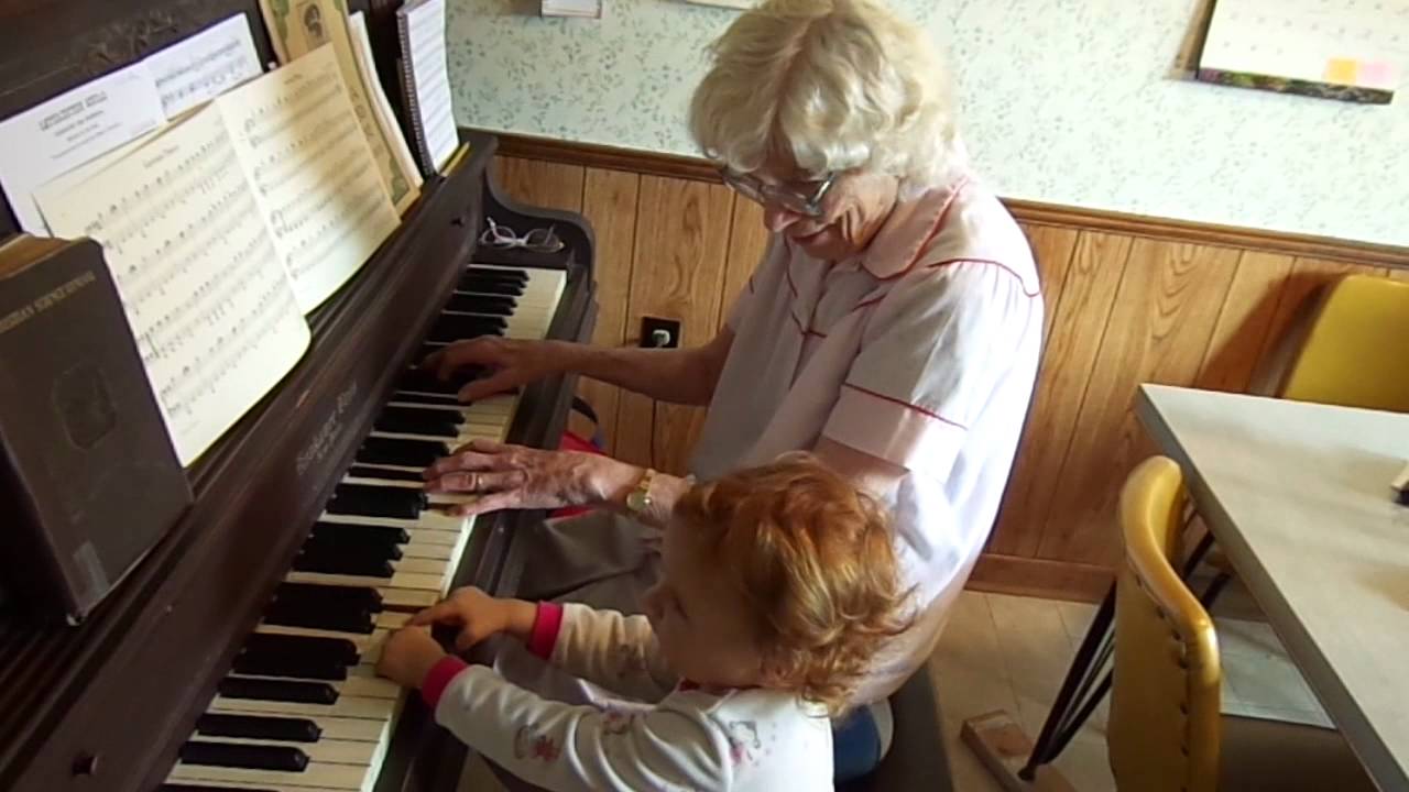Đọc xong bài viết Típ người trung niên nào có thể học đàn piano, hẳn bạn đã thấy bóng dáng của mình trong đó và muốn “Just do it!” ngay nhưng rồi bạn lại nghi ngại, không dám mạnh dạn làm điều mình muốn.