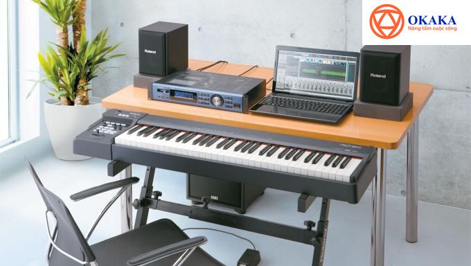TPHCM là một trong hai đầu mối cung cấp đàn piano điện chính hãng với rất nhiều cửa hàng phân phối. Nằm giữa “rừng” cửa hàng như vậy, OKAKA Music vẫn nổi lên là cửa hàng bán đàn piano điện tại TPHCM được nhiều người “chọn mặt gửi vàng”.