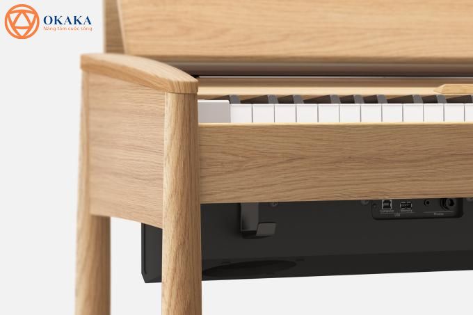 Công nghệ kỹ thuật số đã gặp gỡ tay nghề thủ công truyền thống trong model đàn piano điện Roland KIYOLA KF-10 mới. Được tạo ra nhờ sự hợp tác giữa Roland và nhà thiết kế nội thất Nhật Bản Karimoku, cây đàn piano điện tinh tế này đạt được sự hài hòa hoàn hảo về hình thức và chức năng – một nhạc cụ rất thích hợp để trưng bày trong nhà bạn. 
