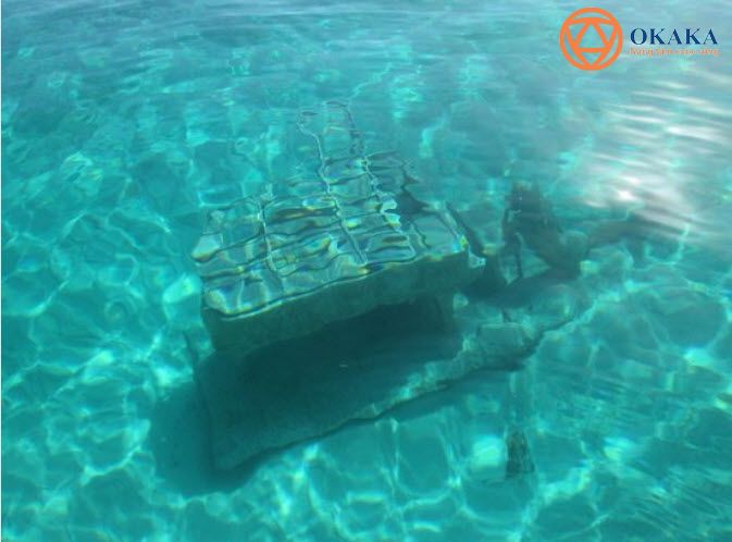 Dưới đáy đại dương mà có đàn piano ư? Hẳn bạn sẽ thốt lên đầy ngạc nhiên như thế, nhưng sự thực là có một tác phẩm điêu khắc đàn piano dưới nước tuyệt đẹp ở Bahamas.