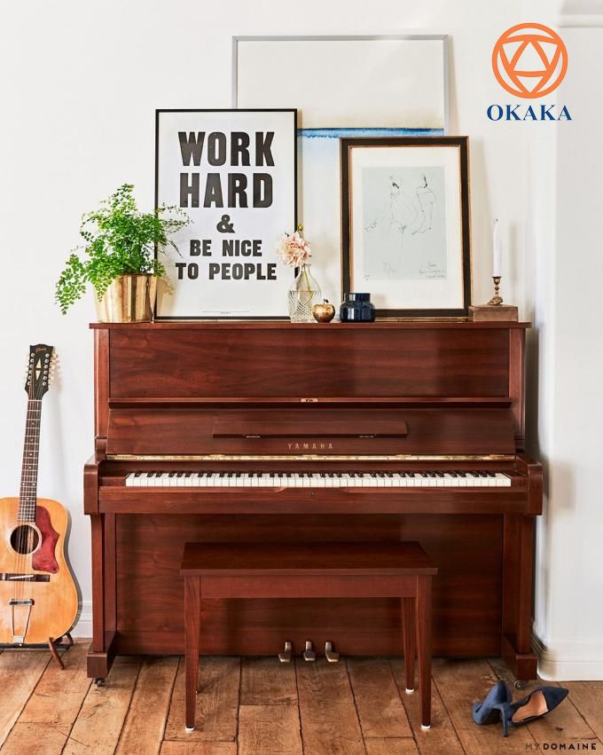 Tuy nhiên, cũng giống như piano điện, giá đàn piano cơ trên thị trường vô cùng đa dạng và thượng vàng hạ cám. Do vậy, để giúp người yêu đàn trả lời câu hỏi đàn piano cơ giá bao nhiêu, OKAKA Music sẽ giải đáp bằng bài viết dưới đây.