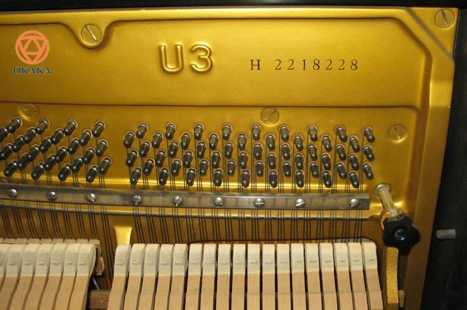 Hẳn bạn sẽ muốn biết cây đàn piano U3H bạn sắp sửa mua được sản xuất ở đâu và vào năm nào. Làm thế nào để biết xuất xứ và năm sản xuất đàn piano Yamaha U3H nói riêng và U3 nói chung? Bạn sẽ sớm tìm được câu trả lời trong bài viết sau.
